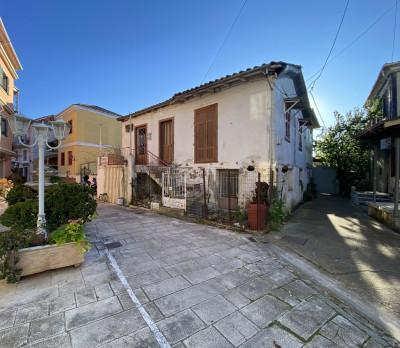 Lefkas Historic Centre 003.jpg
